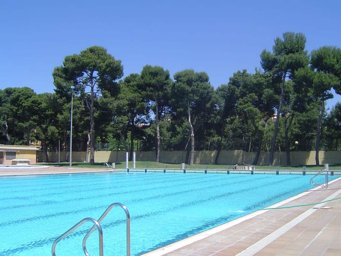 piscina parque oeste